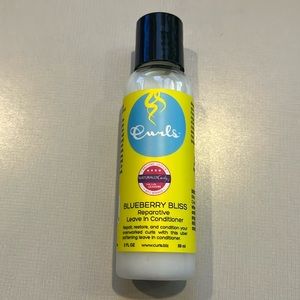 🌟4/$10 Sale🌟 Curls Blueberry Bliss Reparative Leave In Conditioner Detangler